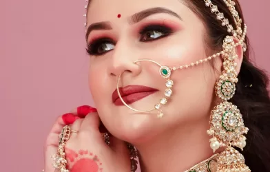 Navratri 2025 Special: What Are The Ayurvedic Secrets Behind 16 Shringar?